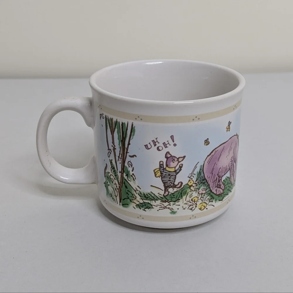 Vintage Walt Disney Company Classic Winnie The Pooh Mug Coffee Tea Cup